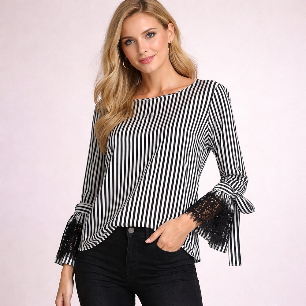 Worthington, black and white striped lace Bell sleeve Boho chic blouseTie sleeve